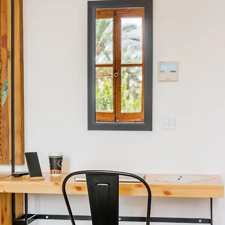 Djumba & Cafe Hotel 3*