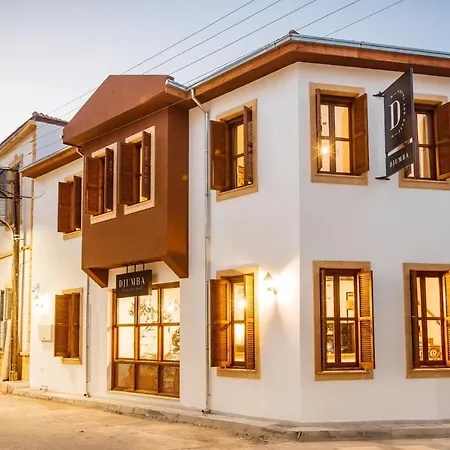Djumba & Cafe Hotel