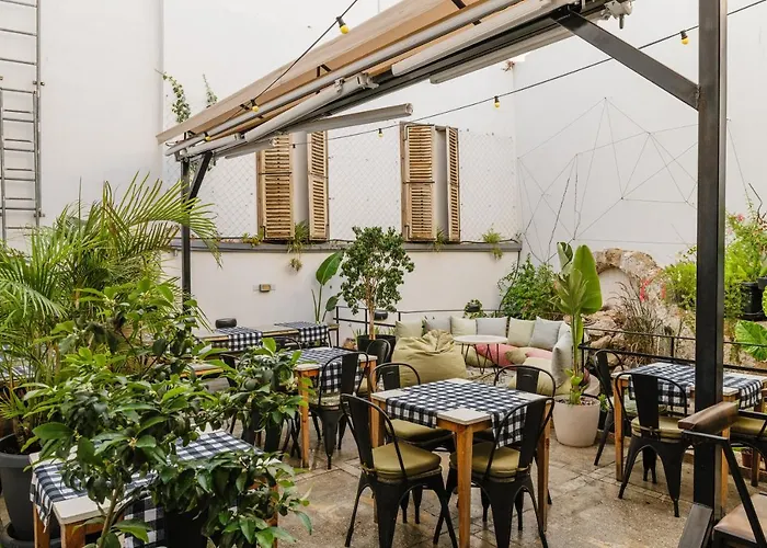 Djumba & Cafe Hotell Nicosia