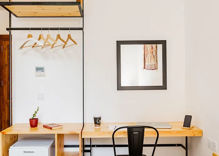 Djumba & Cafe ニコシア